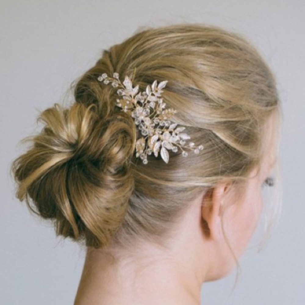 Gold and crystal bridal hair comb